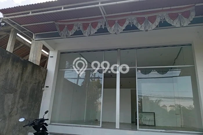 Disewakan Ruko Strategis Kawasan Kuta, Luas 44m², Area Berkembang Disewakan Ruko Strategis Kawasan Kuta, Luas 44m², Area Berkembang