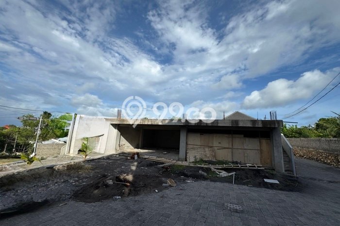Disewakan Ruko di Kawasan Ramai uluwatu Luas 72m2 Disewakan Ruko di Kawasan Ramai uluwatu Luas 72m2