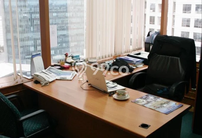 Disewakan Kantor di Kawasan Ramai Sudirman Luas 250m2 Disewakan Kantor di Kawasan Ramai Sudirman Luas 250m2