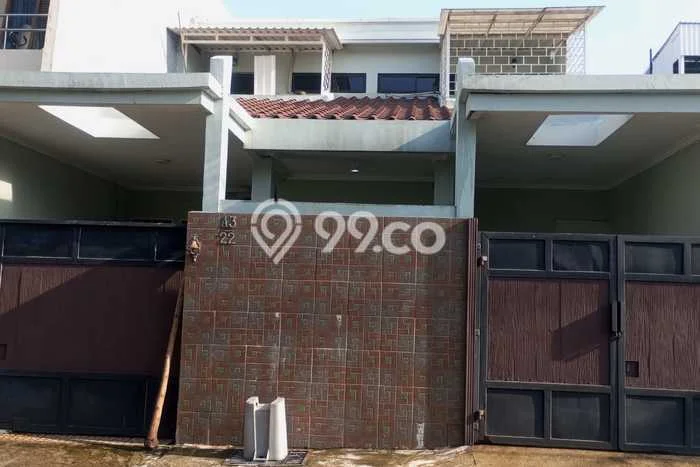Disewakan! Rumah 4 Kamar Tidur &
2 Kamar Mandi di BSD Nusaloka, Tangerang Disewakan! Rumah 4 Kamar Tidur &
2 Kamar Mandi di BSD Nusaloka, Tangerang