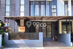 Rumah Minimalis 3 KT di Bintaro Tangerang Selatan Semi Furnished Rumah Minimalis 3 KT di Bintaro Tangerang Selatan Semi Furnished
