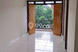 Disewakan Rumah Murah di BSD City Tangerang dengan 3 KT Disewakan Rumah Murah di BSD City Tangerang dengan 3 KT