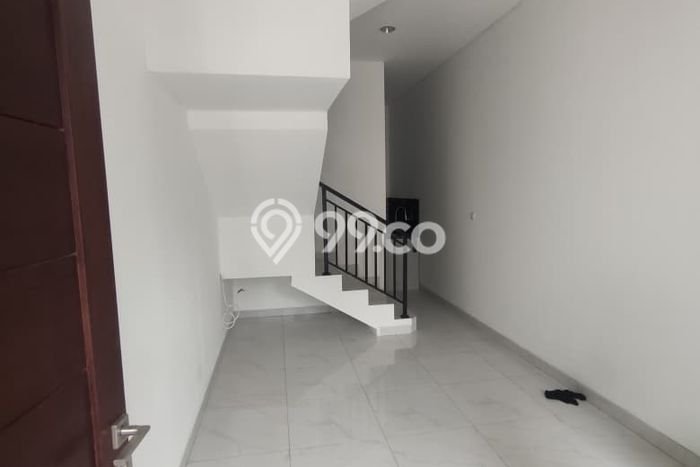 Dijual Hunian Rumah Terawat 3 KT di Duri Kepa, Jakarta Barat Dijual Hunian Rumah Terawat 3 KT di Duri Kepa, Jakarta Barat