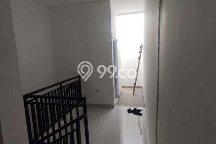 Dijual Hunian Rumah Terawat 3 KT di Duri Kepa, Jakarta Barat Dijual Hunian Rumah Terawat 3 KT di Duri Kepa, Jakarta Barat
