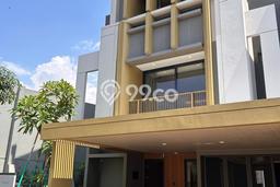 Rumah Elit Modern Tanpa Renovasi di BSD Tangerang Rumah Elit Modern Tanpa Renovasi di BSD Tangerang