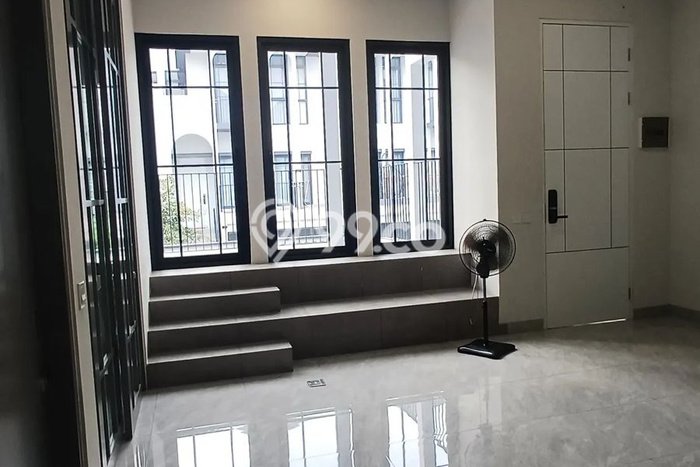 For Sale Rumah Mewah Exclusive di BSD, Tangerang Selatan For Sale Rumah Mewah Exclusive di BSD, Tangerang Selatan