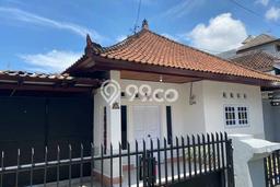 Lokasi strategis! Rumah siap pakai disewakan di Denpasar Utara LB 195m2 Lokasi strategis! Rumah siap pakai disewakan di Denpasar Utara LB 195m2