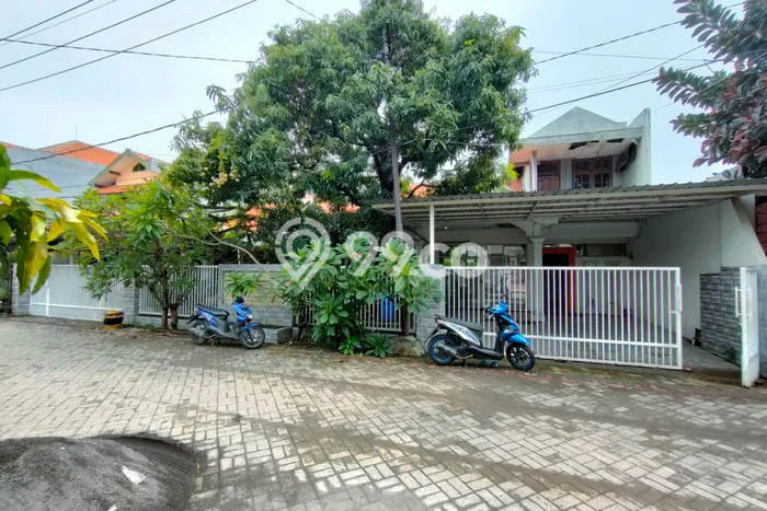 Rumah Strategis Minimalis Lb 404m2 di Tenggilis Mejoyo, Surabaya Rumah Strategis Minimalis Lb 404m2 di Tenggilis Mejoyo, Surabaya