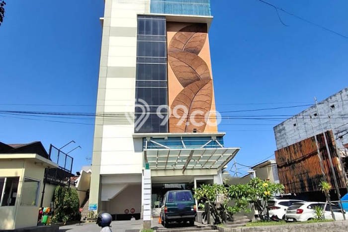 Jual Hotel di Kaliwates, Luas 7925m2m², Kawasan Komersial, Jalur Strategis Jual Hotel di Kaliwates, Luas 7925m2m², Kawasan Komersial, Jalur Strategis