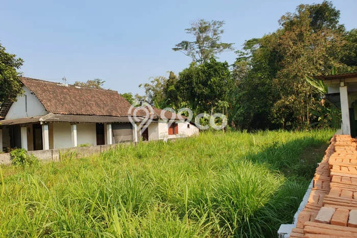 Tanah Strategis Dijual di Wates Kediri 1945m2 Tanah Strategis Dijual di Wates Kediri 1945m2