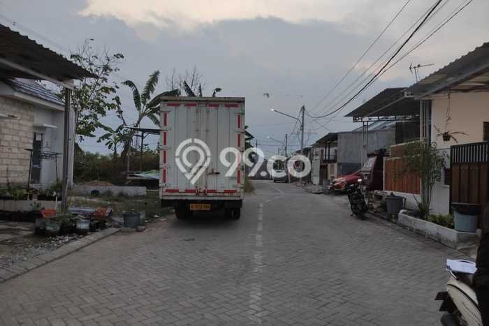 Jual Rumah Harga Miring Kedamean Punya 2 Kamar & LT 72m2 Jual Rumah Harga Miring Kedamean Punya 2 Kamar & LT 72m2
