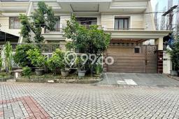 Best Deal Hunian Premium Ideal dan Luas di Sukolilo, Surabaya Best Deal Hunian Premium Ideal dan Luas di Sukolilo, Surabaya