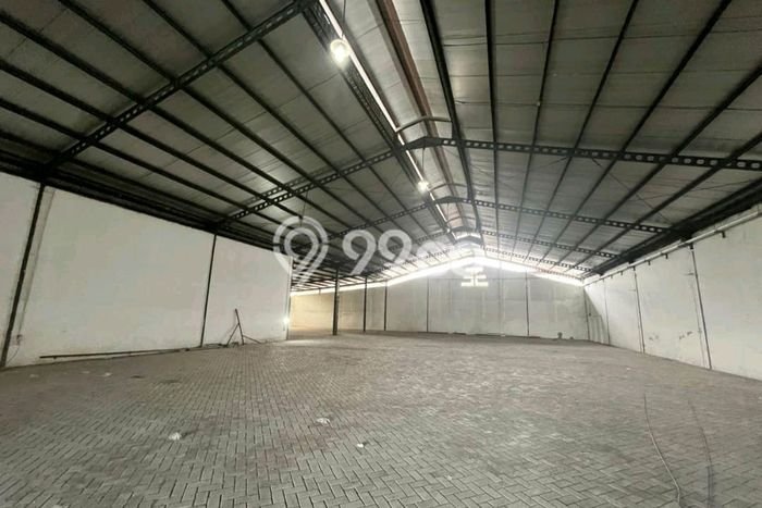 Gudang Dijual di Prime Area Surabaya Luas 1500m2 Gudang Dijual di Prime Area Surabaya Luas 1500m2