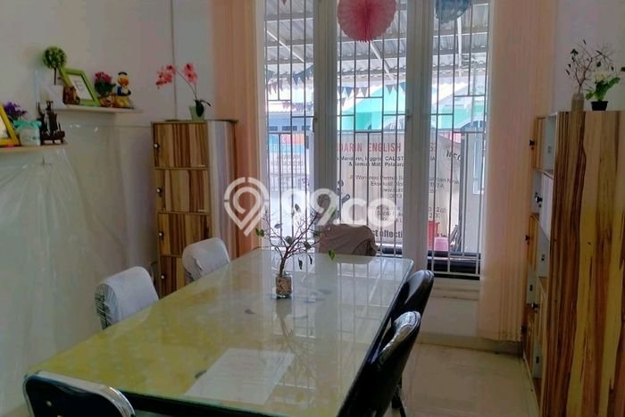 Unit Komersial Dijual di Surabaya LT 168m2 & LB 150m2 Unit Komersial Dijual di Surabaya LT 168m2 & LB 150m2