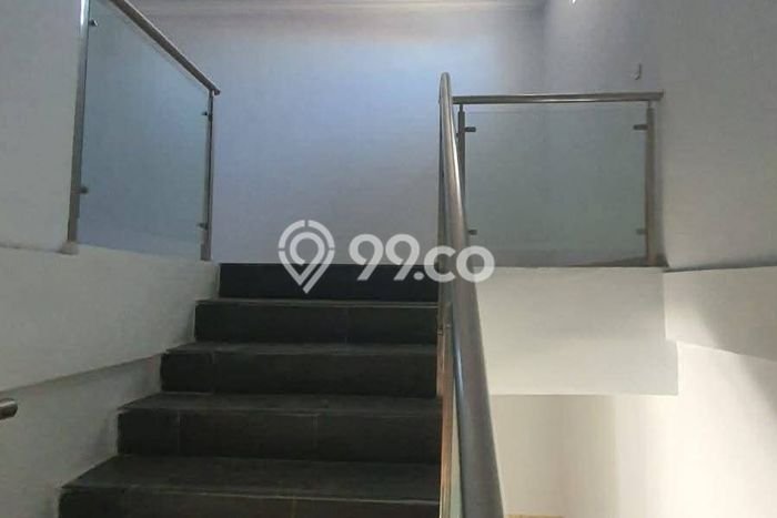 Dijual Rumah Modern 3 KT di Mulyosari, Surabaya Dijual Rumah Modern 3 KT di Mulyosari, Surabaya
