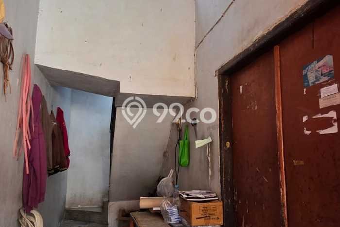 For Sale Rumah 4 Kamar Lokasi Ideal Nyaman dan Strategis di Tambaksari For Sale Rumah 4 Kamar Lokasi Ideal Nyaman dan Strategis di Tambaksari