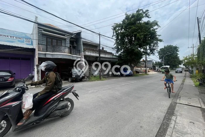 Ruko Dijual Lokasi Emas di Driyorejo Luas 280m2 Ruko Dijual Lokasi Emas di Driyorejo Luas 280m2