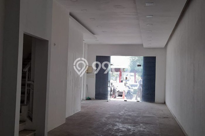 Ruko Dijual di Tangerang LT 170m2 & LB 510m2 Lokasi Terbaik! Ruko Dijual di Tangerang LT 170m2 & LB 510m2 Lokasi Terbaik!