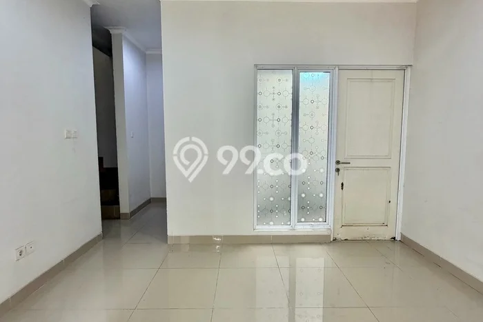 Disewakan! Rumah 2 Kamar Tidur &
2 Kamar Mandi di Gading Serpong, Tangerang Disewakan! Rumah 2 Kamar Tidur &
2 Kamar Mandi di Gading Serpong, Tangerang