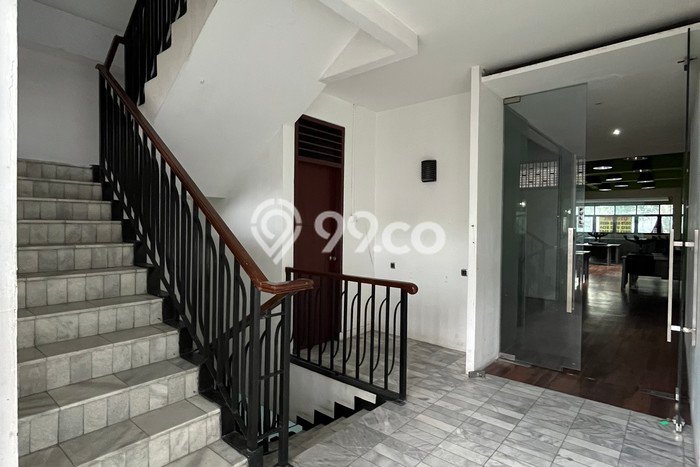 Ruko Dijual di Kebayoran Baru LT 150m2, LB 400m2 Solusi Investasi Cerdas Ruko Dijual di Kebayoran Baru LT 150m2, LB 400m2 Solusi Investasi Cerdas