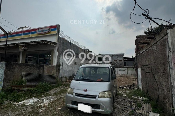 Disewakan di Jalan Mt Haryono Setu Bekasi Disewakan di Jalan Mt Haryono Setu Bekasi