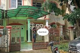 Jual Rumah Luas Elegan Dengan View Cantik di Modernland, Tangerang Jual Rumah Luas Elegan Dengan View Cantik di Modernland, Tangerang