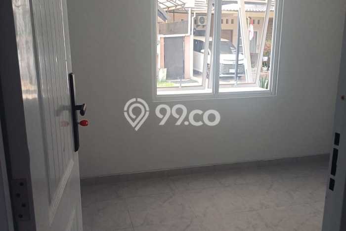 Dijual Cepat Rumah Bagus Siap Huni LB 70m2 di Sawangan, Depok Dijual Cepat Rumah Bagus Siap Huni LB 70m2 di Sawangan, Depok