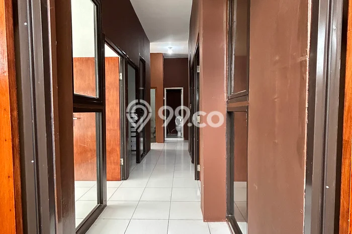 Ruko Disewa di Bekasi dengan LB 165m2 Area Komersial Ramai Ruko Disewa di Bekasi dengan LB 165m2 Area Komersial Ramai