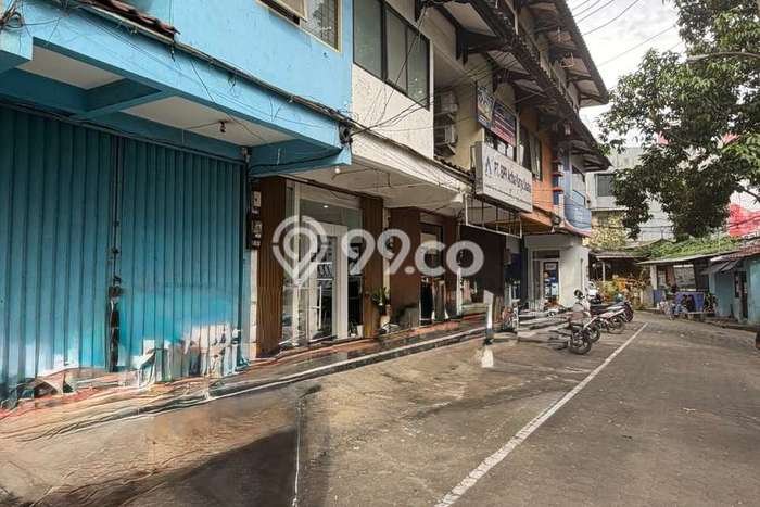 Unit Ruko Dijual di Andir Bandung Luas Bangunan 150m2 Unit Ruko Dijual di Andir Bandung Luas Bangunan 150m2