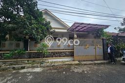Dijual Cepat Rumah Favorit Siap Huni LB 192m2 di Cimahi Selatan, Cimahi Dijual Cepat Rumah Favorit Siap Huni LB 192m2 di Cimahi Selatan, Cimahi