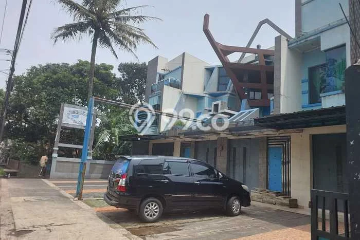 Unit Ruko Dijual di Solokan Jeruk Bandung Luas Tanah 409m2, Luas Bangunan 720m2 Unit Ruko Dijual di Solokan Jeruk Bandung Luas Tanah 409m2, Luas Bangunan 720m2
