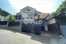 Dijual Cepat Rumah Bagus Siap Huni LB 312m2 di Cidadap, Bandung Dijual Cepat Rumah Bagus Siap Huni LB 312m2 di Cidadap, Bandung