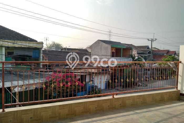 Rumah Luas Asri 4 KT Siap Pakai di Bekasi Bekasi Rumah Luas Asri 4 KT Siap Pakai di Bekasi Bekasi