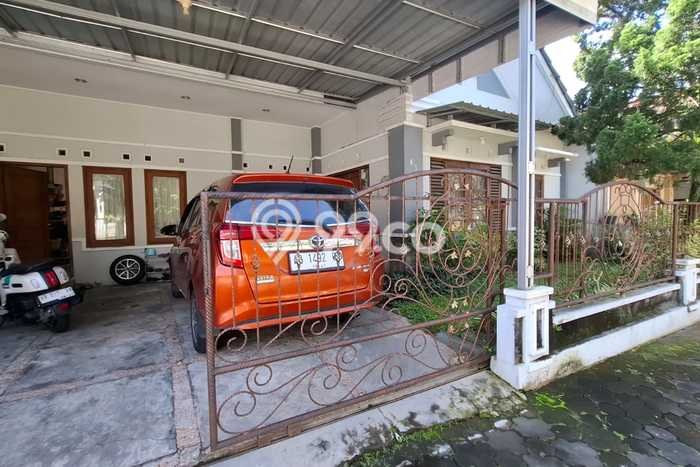 Jual Rumah Minimalis Bagus Punya 4 KT di Ngemplak Sleman SHM Jual Rumah Minimalis Bagus Punya 4 KT di Ngemplak Sleman SHM