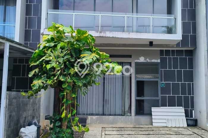 Jual Rumah Strategis Bagus Punya 3 KT di Cisauk Tangerang SHM Jual Rumah Strategis Bagus Punya 3 KT di Cisauk Tangerang SHM
