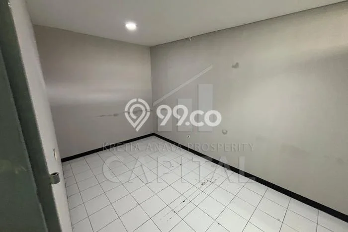 Ruko Dijual di Bandung LT 100m2 & LB 165m2 Lokasi Terbaik! Ruko Dijual di Bandung LT 100m2 & LB 165m2 Lokasi Terbaik!
