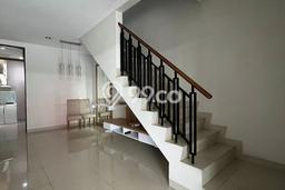 Rumah Disewakan Jakarta Barat LT 60m2 LB 88m2 Kawasan Green Lake City Rumah Disewakan Jakarta Barat LT 60m2 LB 88m2 Kawasan Green Lake City