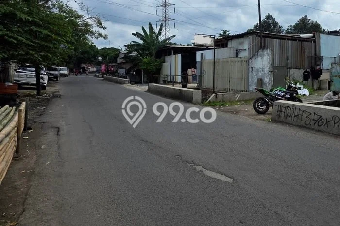 Gudang Dijual di Prime Area Jakarta Barat Luas 300m2 Gudang Dijual di Prime Area Jakarta Barat Luas 300m2