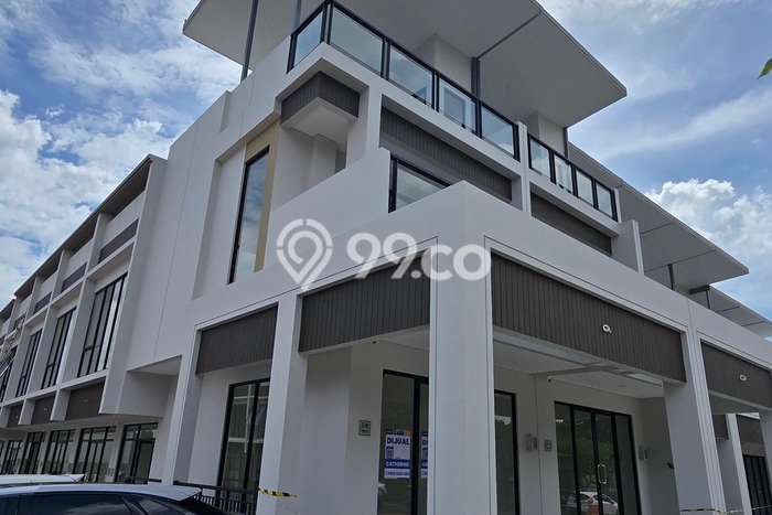 Dijual! Ruko di Gading Serpong Tangerang LT 55m2 / LB 102m2 Kawasan Bisnis Dijual! Ruko di Gading Serpong Tangerang LT 55m2 / LB 102m2 Kawasan Bisnis