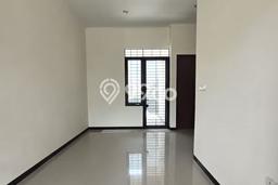 Rumah Modern 2 KT di Taman Kopo Indah Bandung Unfurnished Rumah Modern 2 KT di Taman Kopo Indah Bandung Unfurnished