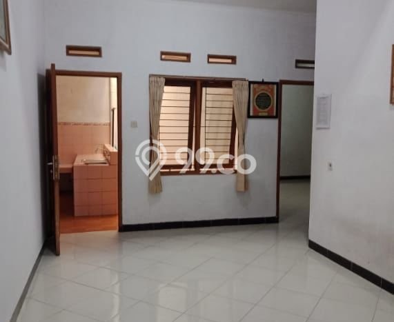 Rumah Luxury Modern Tanpa Renovasi di BKR Bandung Rumah Luxury Modern Tanpa Renovasi di BKR Bandung