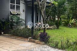 For Sale Rumah Mewah Exclusive di BSD, Tangerang Selatan For Sale Rumah Mewah Exclusive di BSD, Tangerang Selatan