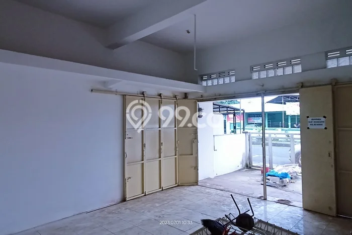 Ruko disewakan di Cihideung Tasikmalaya dengan luas bangunan 200m2 Ruko disewakan di Cihideung Tasikmalaya dengan luas bangunan 200m2