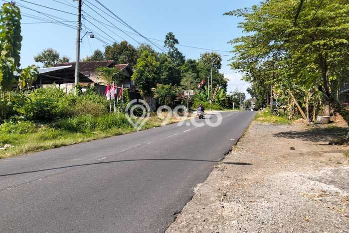 Tanah Kosong Dijual di Sleman dengan Area 2155m2 Tanah Kosong Dijual di Sleman dengan Area 2155m2