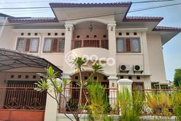 Rumah Luxury Modern Siap Huni di Jatiwaringin Bekasi Rumah Luxury Modern Siap Huni di Jatiwaringin Bekasi