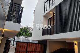Dijual Hunian Mewah dengan Fasilitas Sekitar Lengkap di Kebayoran Baru, Jakarta Selatan Dijual Hunian Mewah dengan Fasilitas Sekitar Lengkap di Kebayoran Baru, Jakarta Selatan