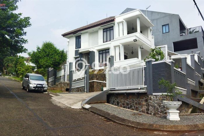 Hunian Eksklusif Siap Huni LT 320m2 di Cibubur, Depok Hunian Eksklusif Siap Huni LT 320m2 di Cibubur, Depok