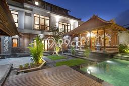 Vila Kawasan , Dimensi 332m2m², Dekat dengan fasilitas umum Vila Kawasan , Dimensi 332m2m², Dekat dengan fasilitas umum