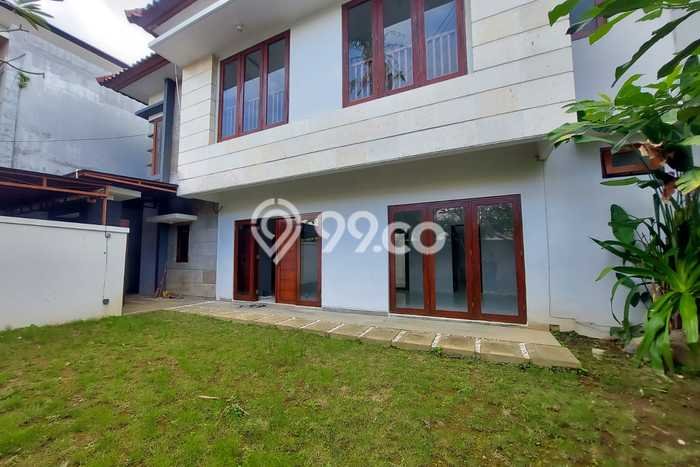 Rumah Elit LB 235m2 Siap Pakai Desain Elegan di Sunset Road, Badung Rumah Elit LB 235m2 Siap Pakai Desain Elegan di Sunset Road, Badung