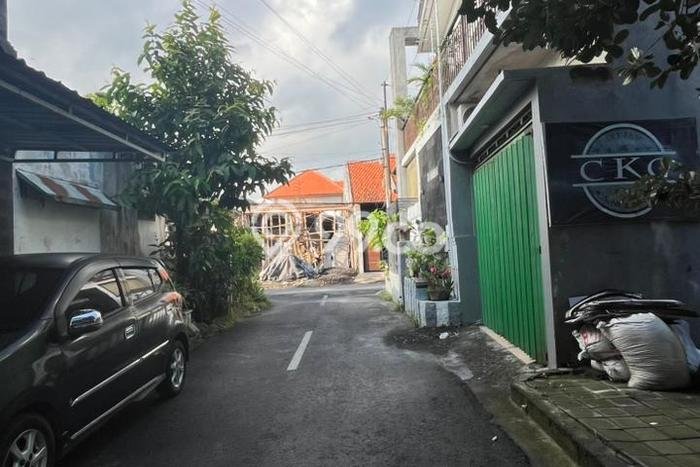 LOKASI STRATEGIS! Tanah di Jimbaran, Luas 292m2m², Jalur Strategis LOKASI STRATEGIS! Tanah di Jimbaran, Luas 292m2m², Jalur Strategis